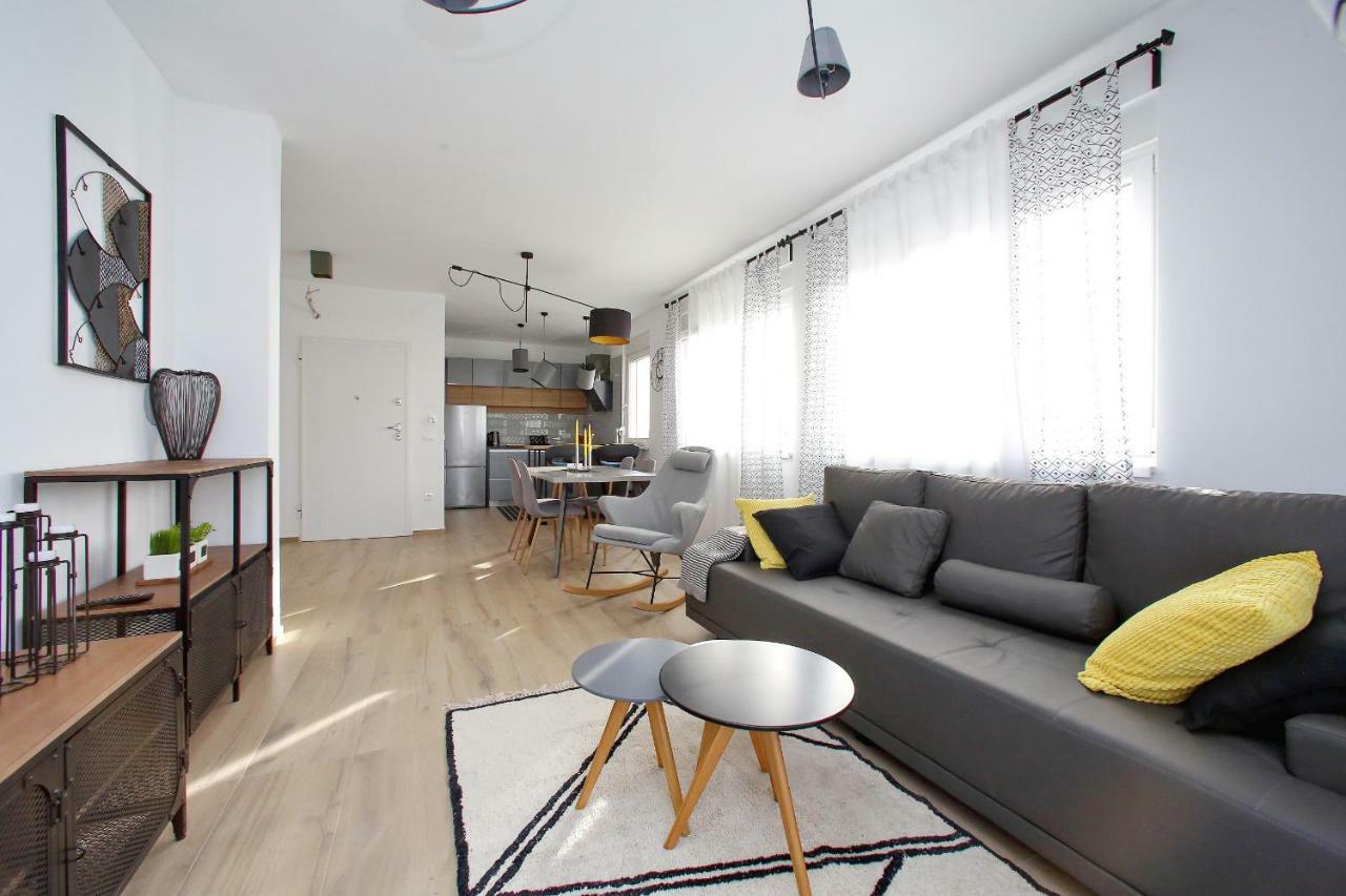 Apartment L