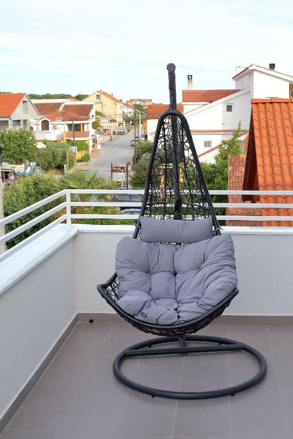 L Apartment